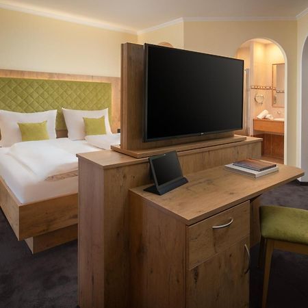 Hotel Vitaloase Zu Den Drei Bruedern Ункен Экстерьер фото