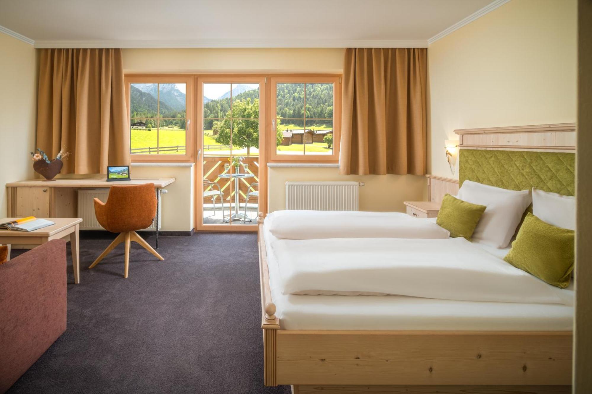 Hotel Vitaloase Zu Den Drei Bruedern Ункен Экстерьер фото